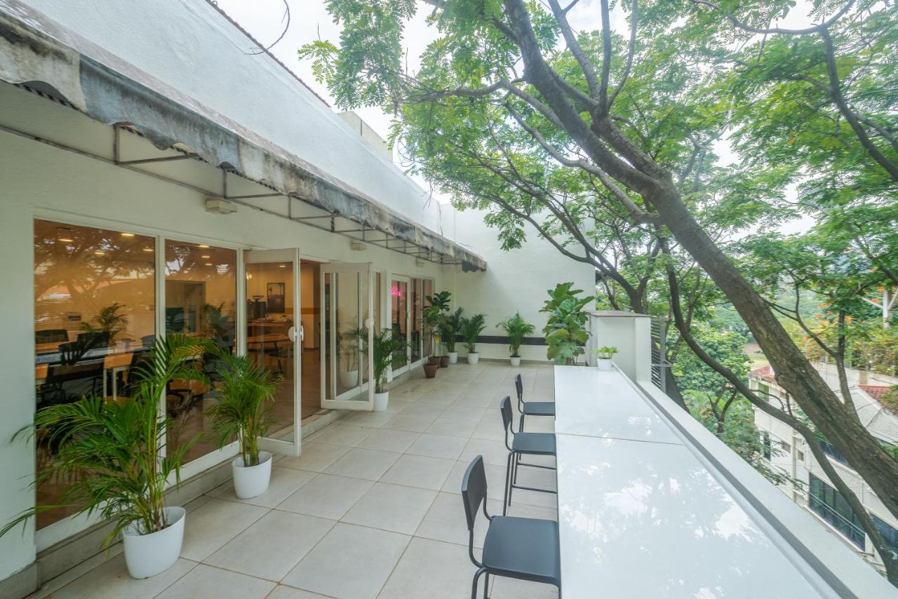 Olive Hotel Magrath By Embassy Group Bangalore Esterno foto
