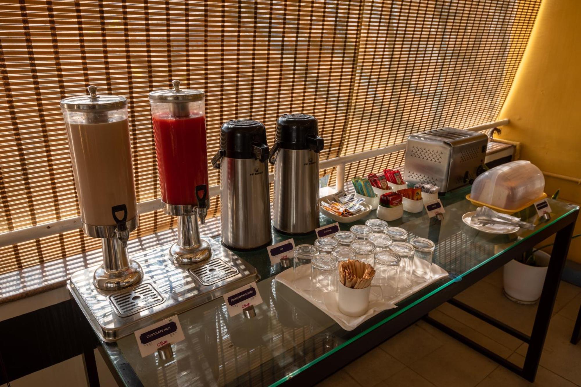 Olive Hotel Magrath By Embassy Group Bangalore Esterno foto