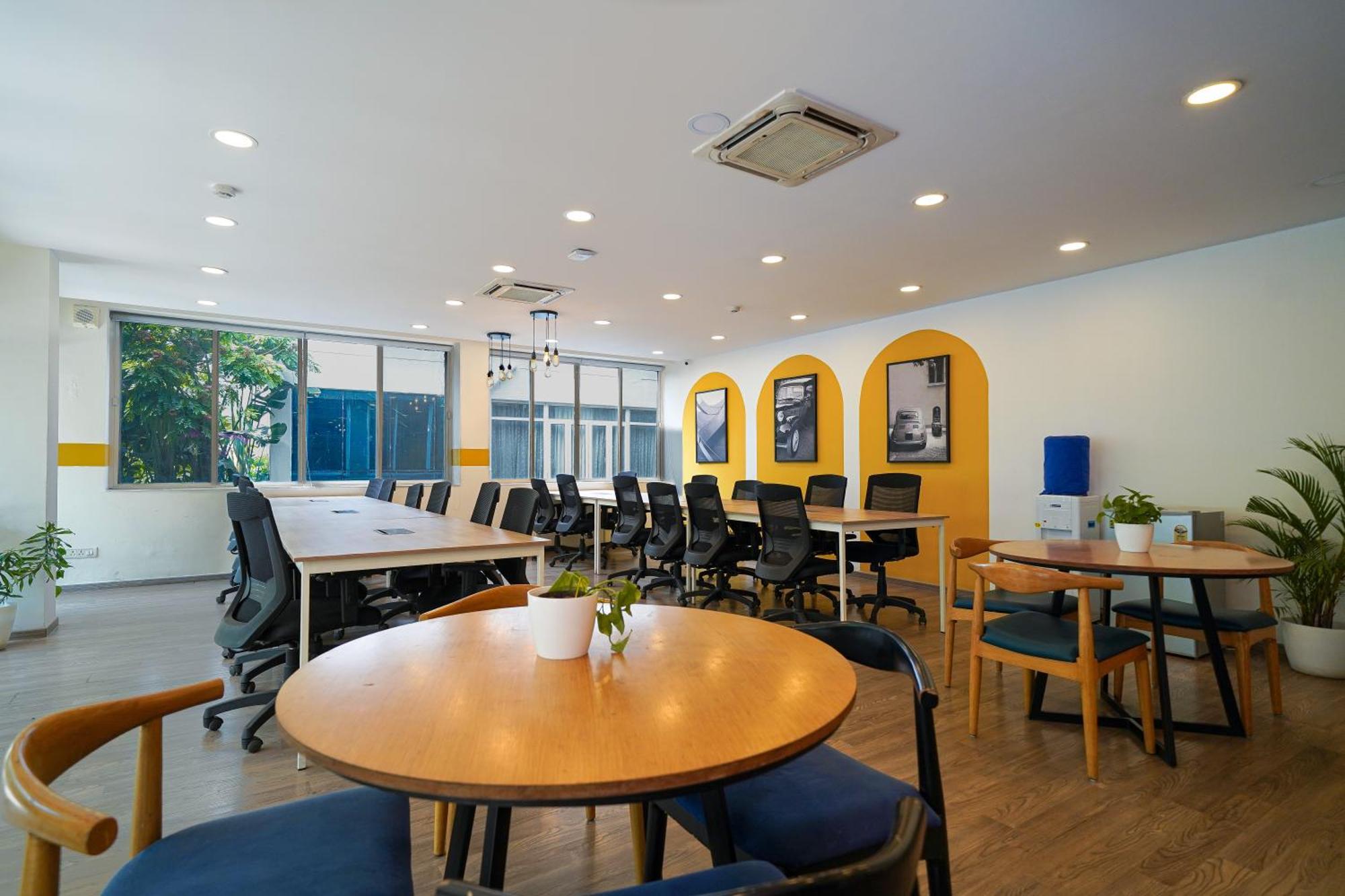Olive Hotel Magrath By Embassy Group Bangalore Esterno foto