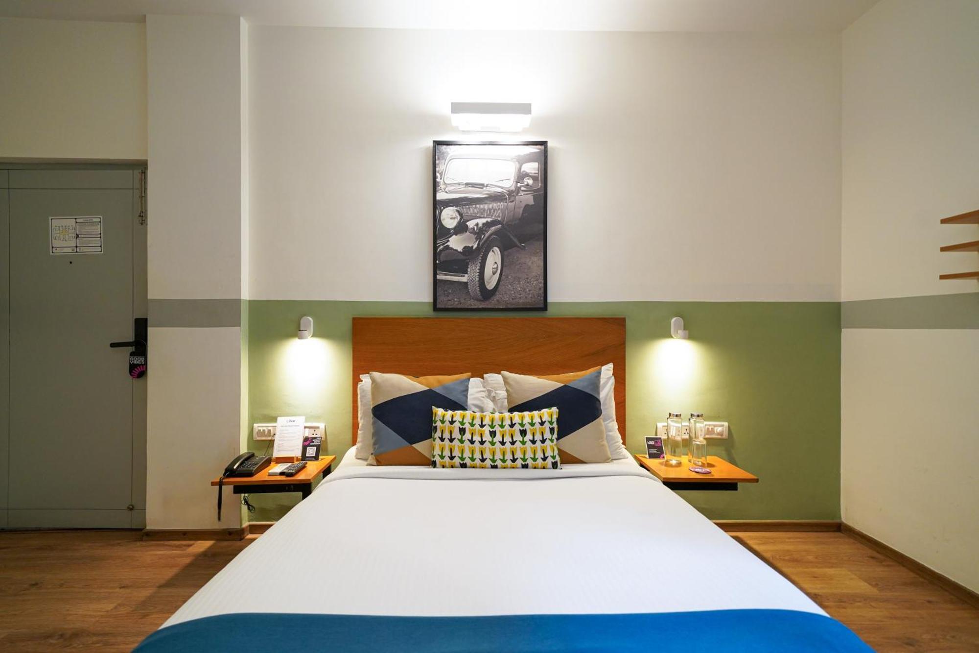 Olive Hotel Magrath By Embassy Group Bangalore Esterno foto
